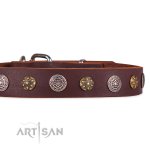 Hundhalsung aus Echtleder im exklusiven Kreisen Deisgn_1