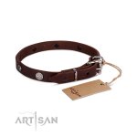 Designer Lederhalsband 2 cm mit Nieten im Blumen Motiv ❁_2