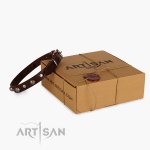 Echtleder Halsband dekoriert mit Sternen Nieten_1