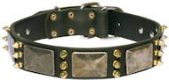 Exklusives Hundehalsband mit massiven Schildern und Spikes