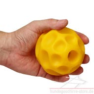 Snackball aus Gummi, 10
cm. Ball mit futtergebender Funktion