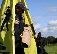 Schutzarm und Jute Verkleidung für Hunde Ausbildung und Trainin Schutzarm und Jute Verkleidung für Hunde Ausbildung und Trainin